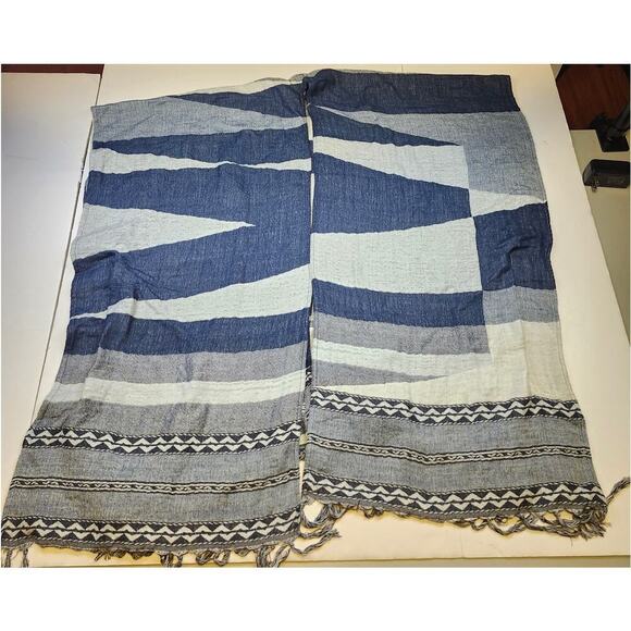 American Eagle Women's Navy Blue Aztec Fringe Poncho One Size Fits All - Picture 2 of 8